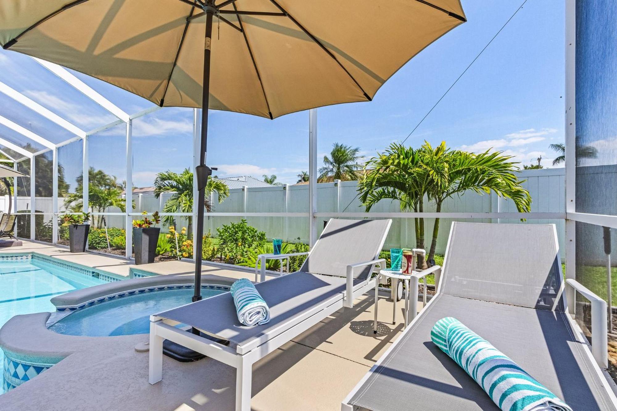 Villa-Haze, Lots Of Privacy, Solar & Electric Heated Pool And Spa Cape Coral Exteriör bild