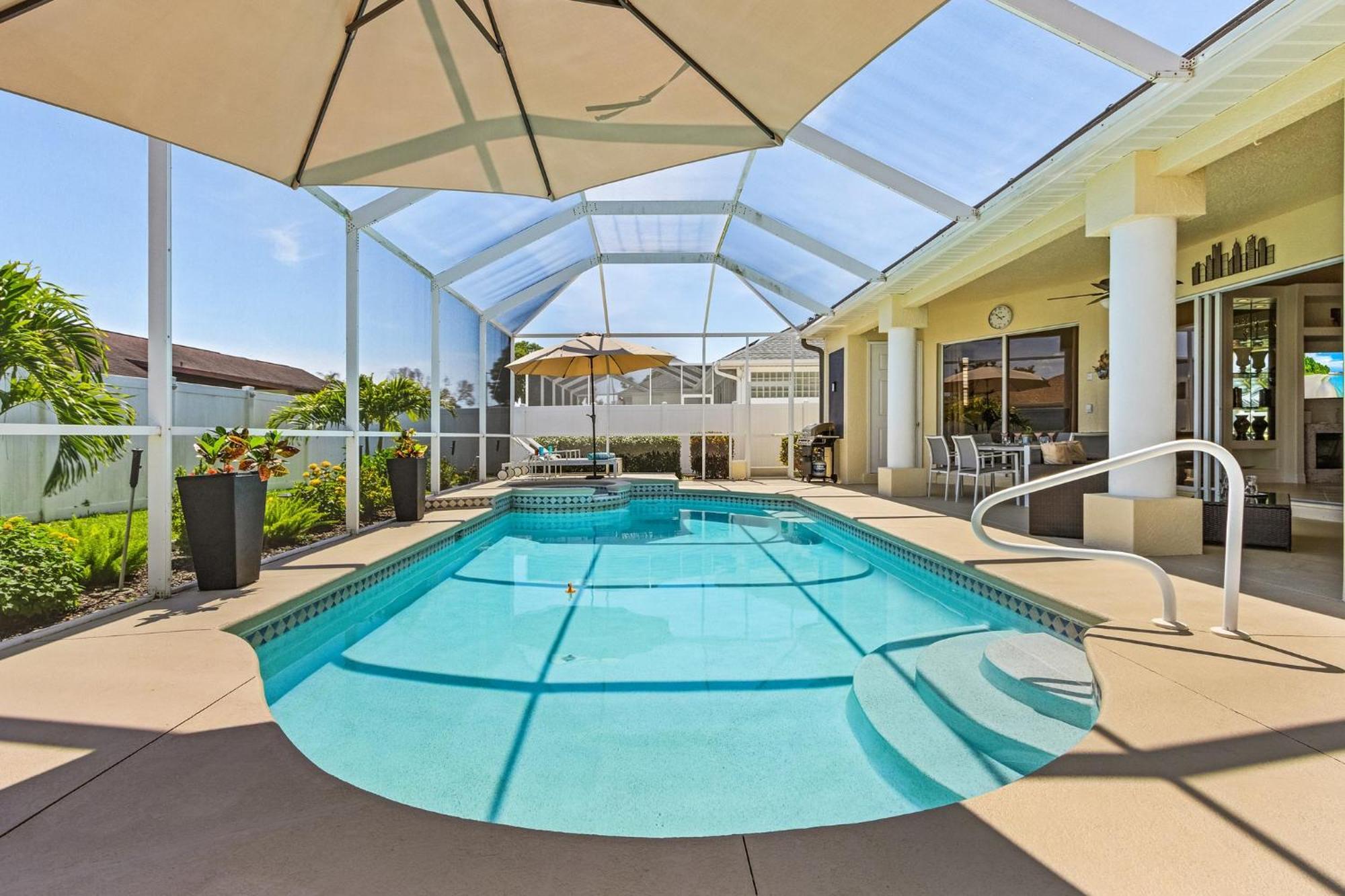 Villa-Haze, Lots Of Privacy, Solar & Electric Heated Pool And Spa Cape Coral Exteriör bild